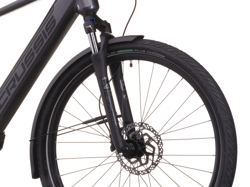 Crussis e-Gordo 7.11 2026 - trekingové elektrokolo 28" - 715 Wh (19.88 Ah) - šedá/žlurá