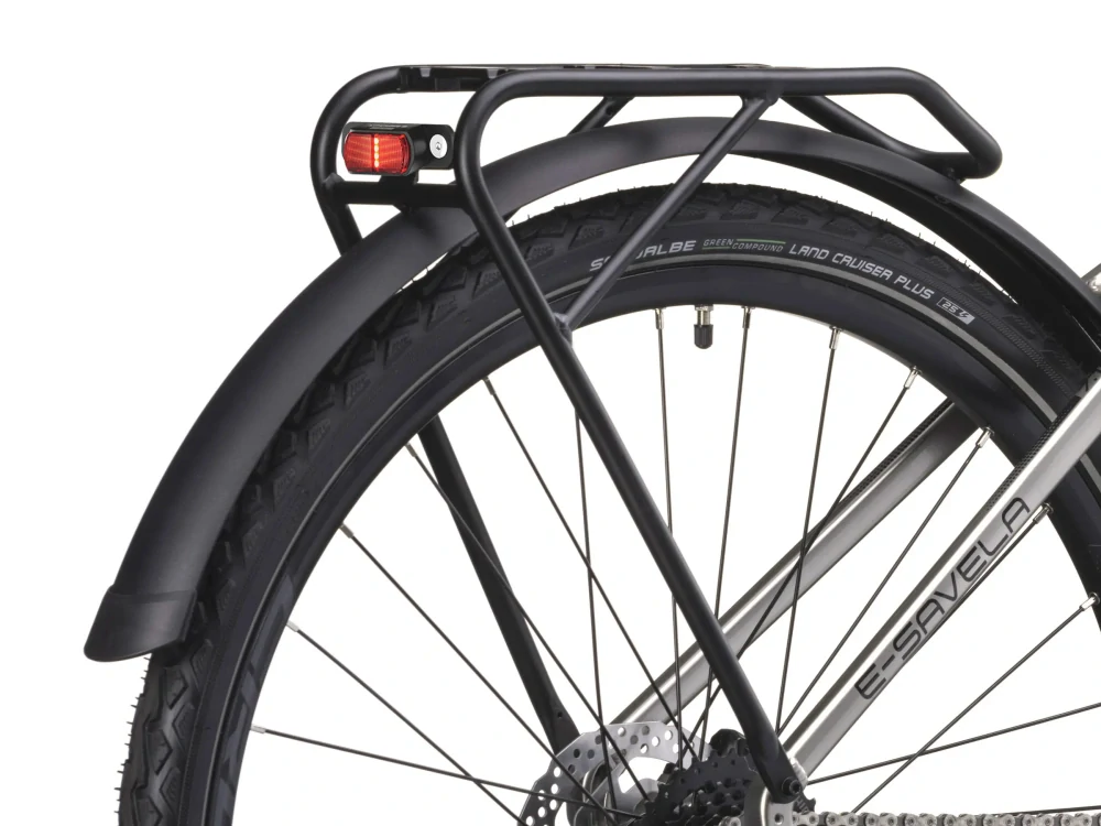 Crussis e-Savela 7.10-M 2025 - trekingové elektrokolo dámské 28" - 720 Wh (20 Ah) - stříbrná/černá/zelená
