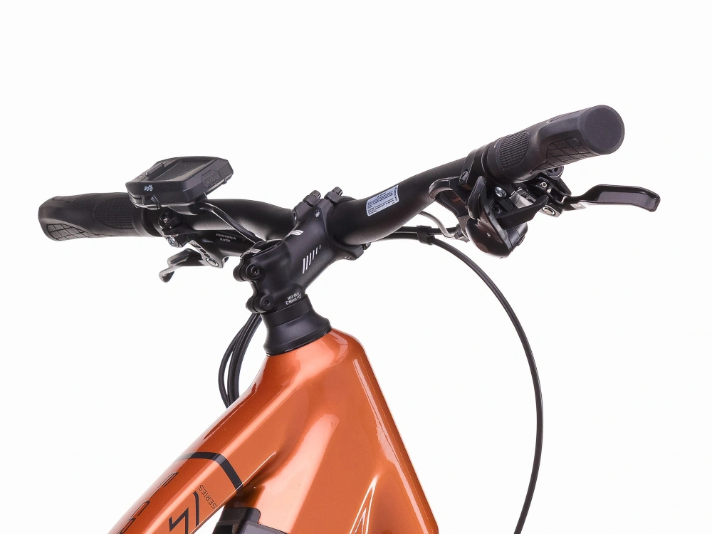Crussis e-Cross low 7.11 2027 - krosové elektrokolo dámské 28" - 691 Wh (19.2 Ah) - oranžová - vel. 16" (S)