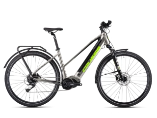 Crussis e-Savela 7.10-M 2025 - trekingové elektrokolo dámské 28" - 720 Wh (20 Ah) - stříbrná/černá/zelená